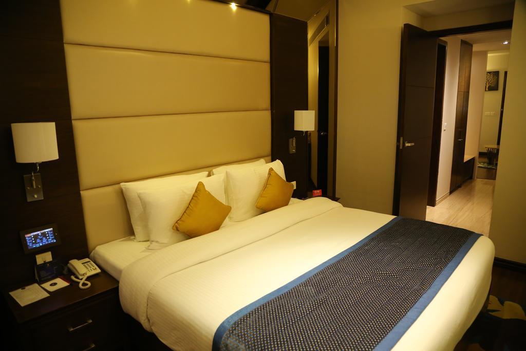 Hotel Oyo Premium Panchkula Sector 5 Exterior foto