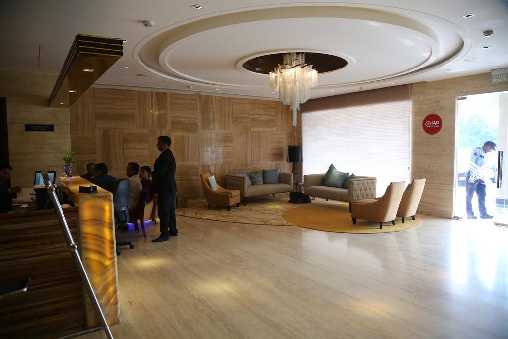 Hotel Oyo Premium Panchkula Sector 5 Exterior foto